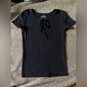 Black Hollister baby Tee